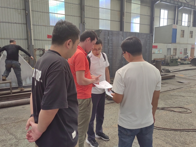跨国交流新篇章——非洲客户参观考察芭乐视频APP在线观看制造现场